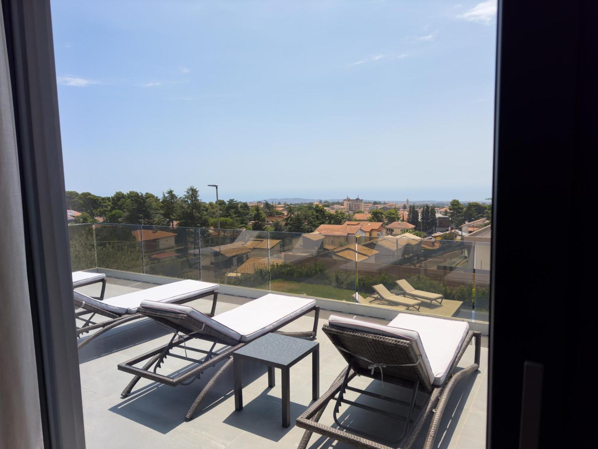 Mon Luxury Rooms Spa Ніколозі Екстер'єр фото